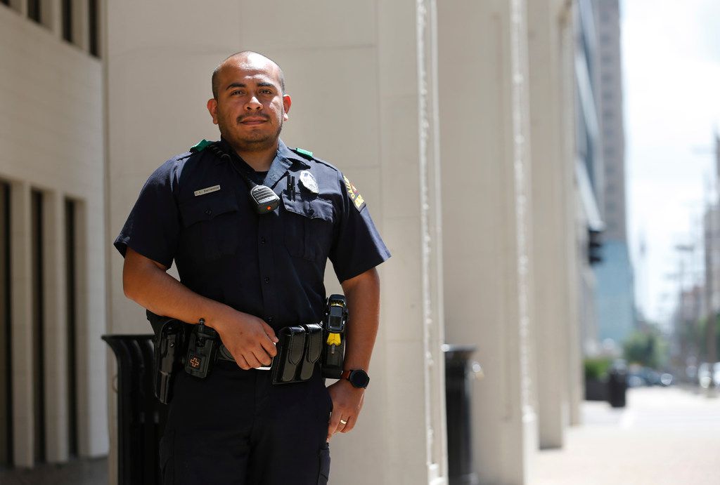 Police Takes Advantage - For Dallas-area officers coping with trauma after July 7 ...