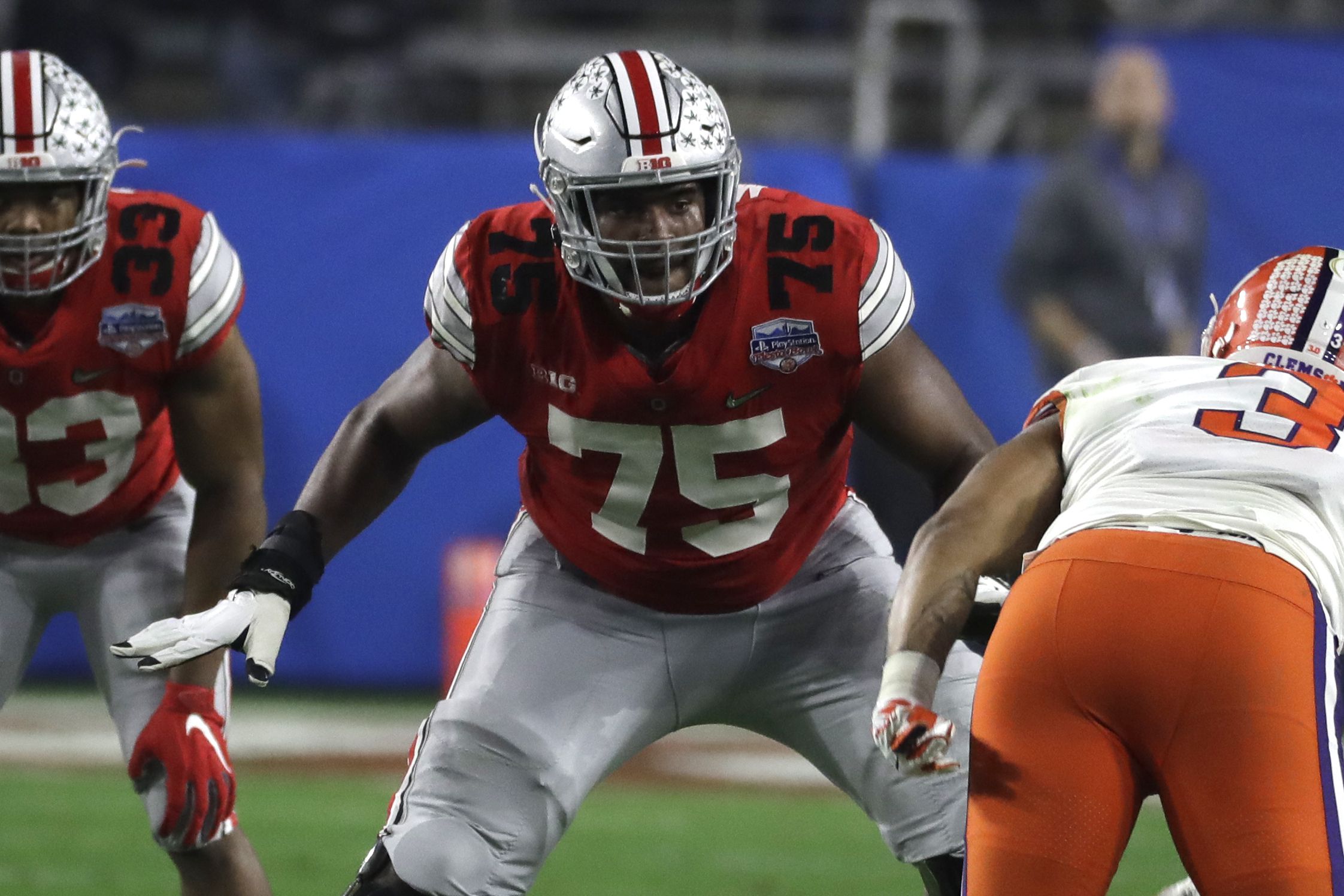 Ohio State football's Thayer Munford putting off NFL Draft for another year  with Buckeyes 