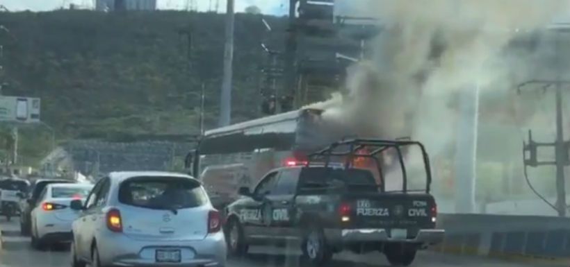 Incendio bus Necaxa