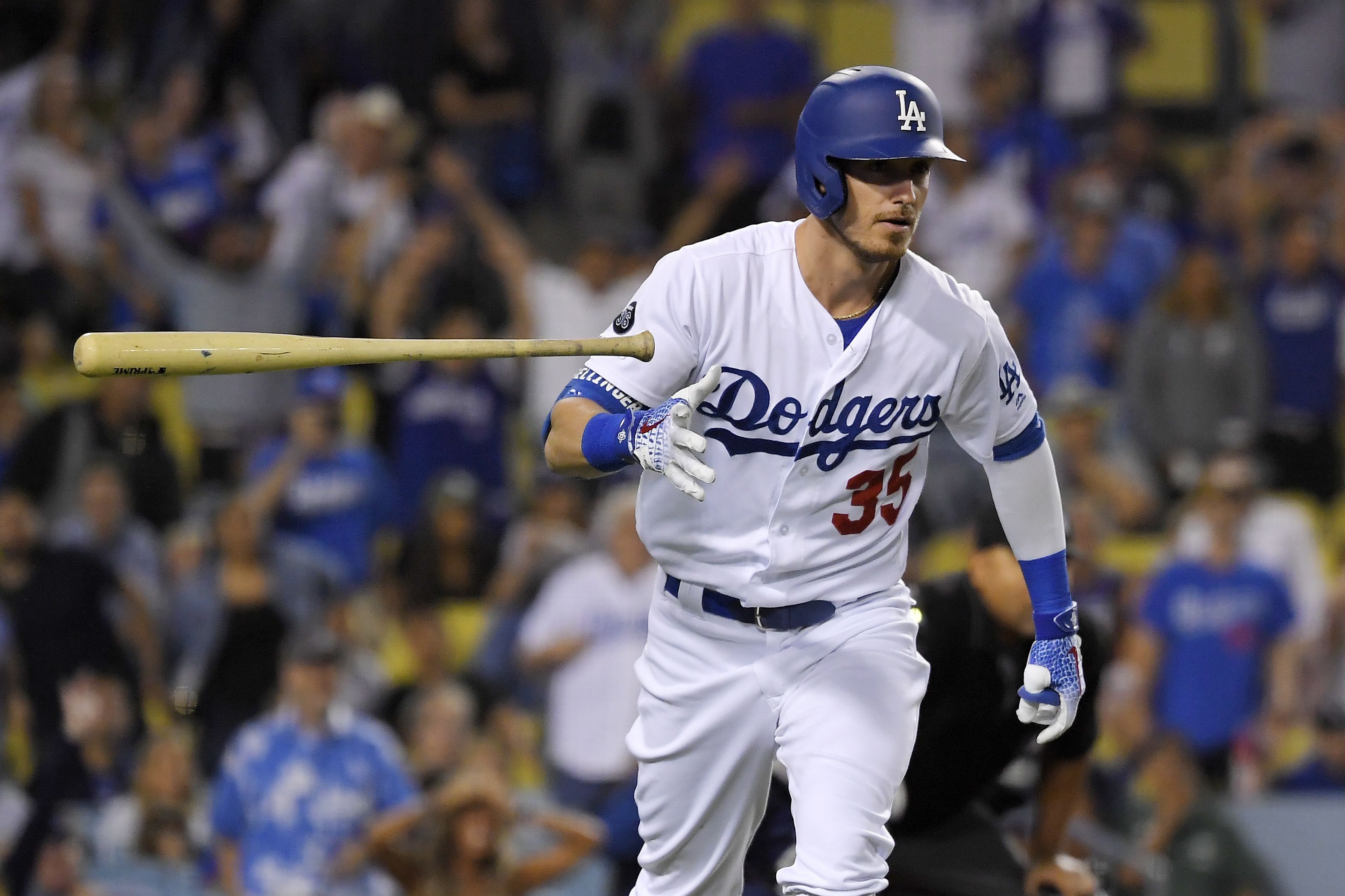 Cody Bellinger, Dodgers dig out of World Series hole, beat Astros for 2-2  tie