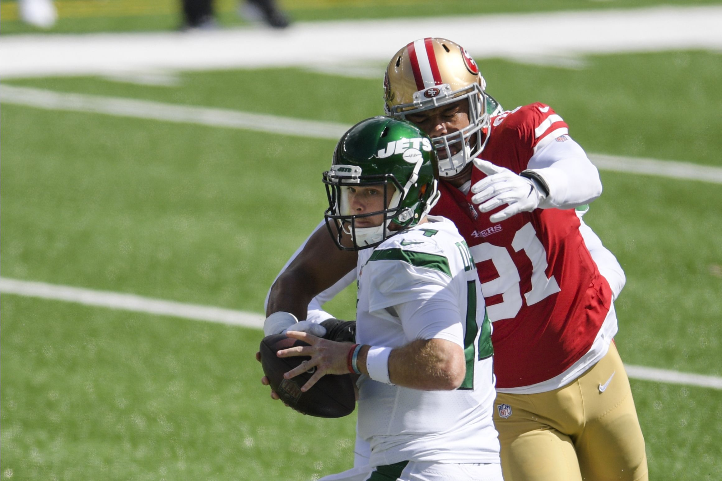 49ers blast Jets 31-13, but lose Garoppolo, Bosa, Mostert