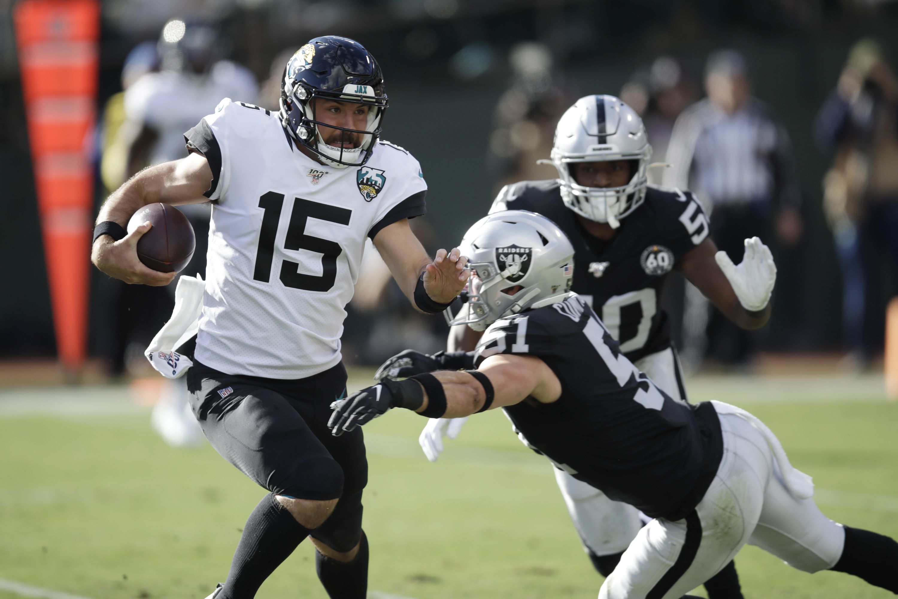Oakland Raiders lose to the Jacksonville Jaguars in final home