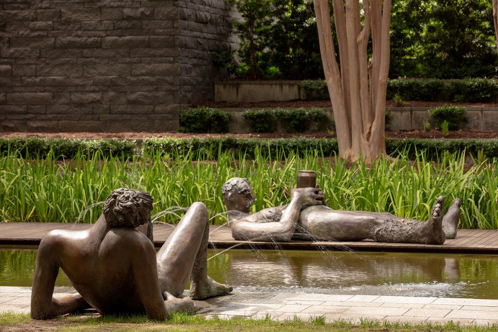 These laid-back Nasher sculptures will keep on lounging poolside