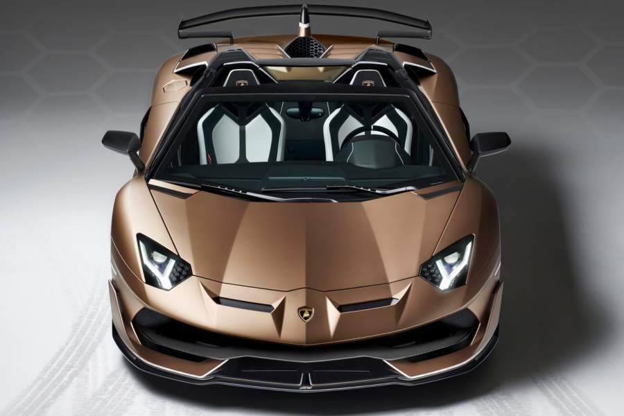 Lamborghini-Aventador_SVJ_Roadster-2020-1280-14-900x600.jpg