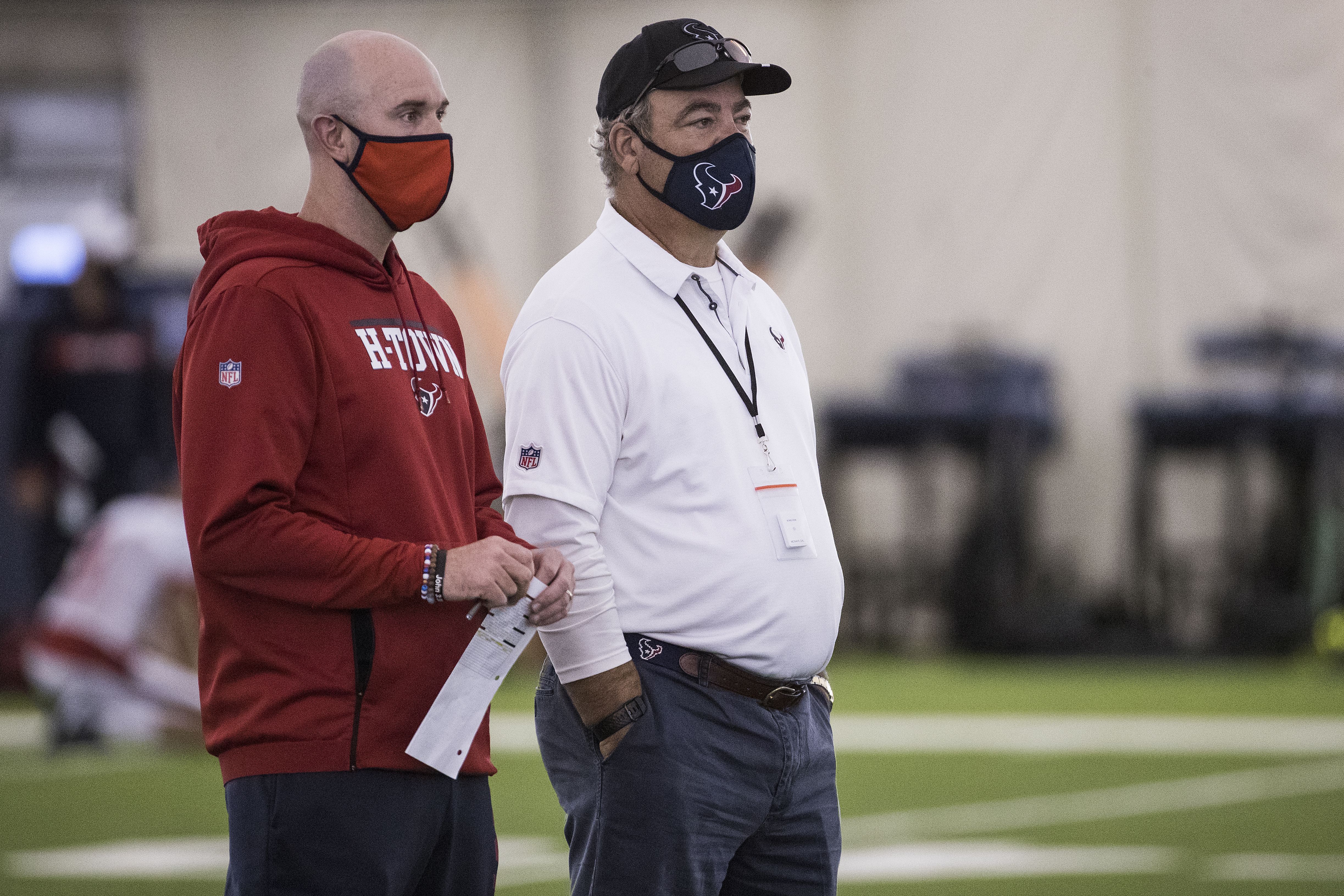 Texans give coach O'Brien GM title, too; promote Easterby