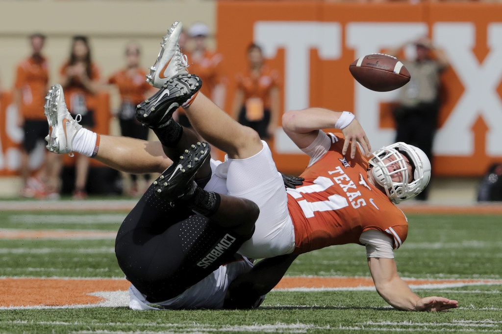 Texas Quarterbacks Press Conference: Sam Ehlinger, Shane Buechele battle  for Longhorn starting job - Barking Carnival