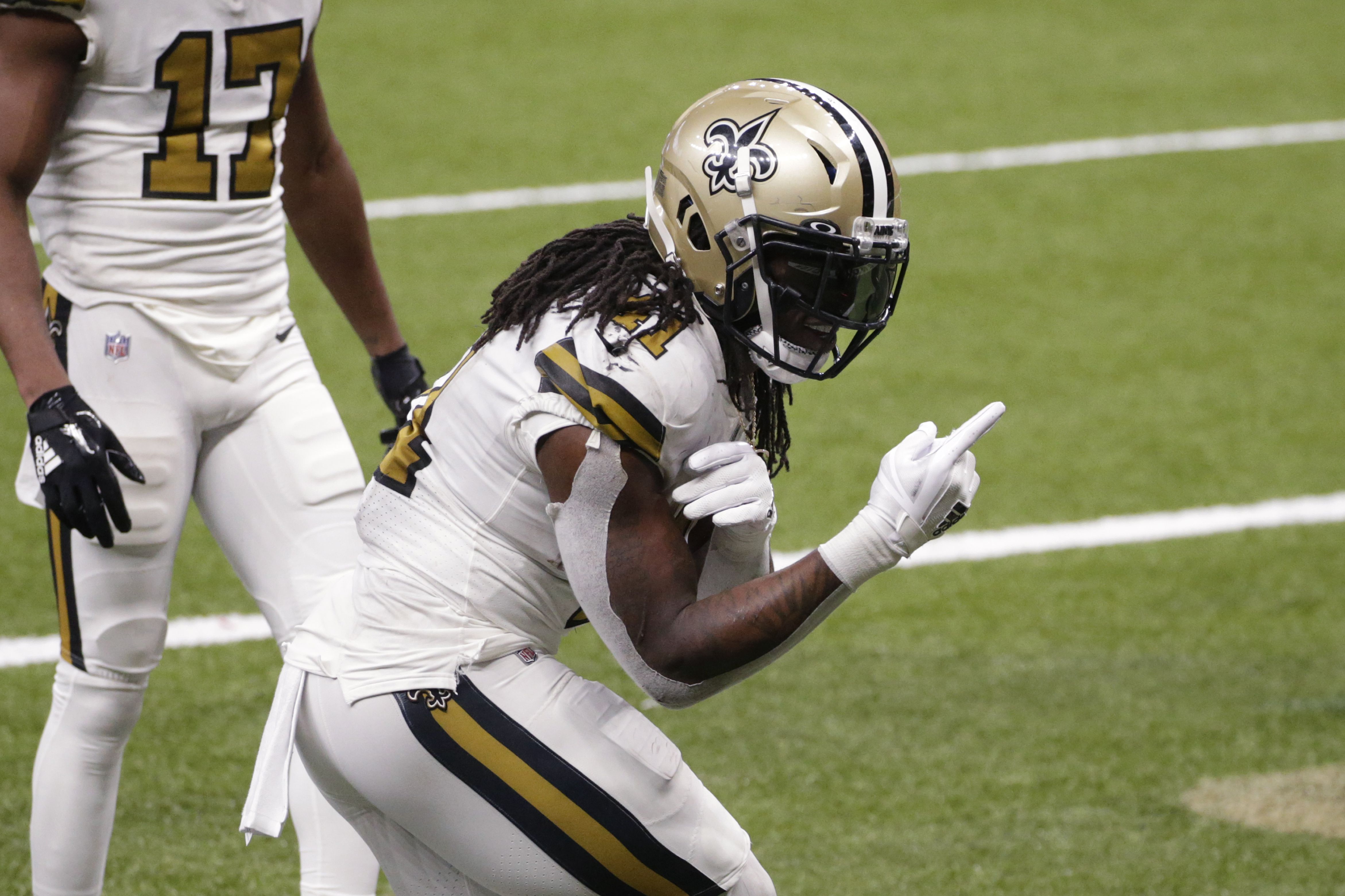 Alvin Kamara Runs for Six Touchdowns Against Vikings - The New