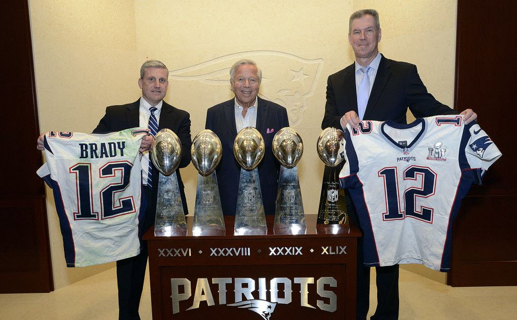 Devuelven los jerseys de Tom Brady robados a los Patriots de Nueva ...