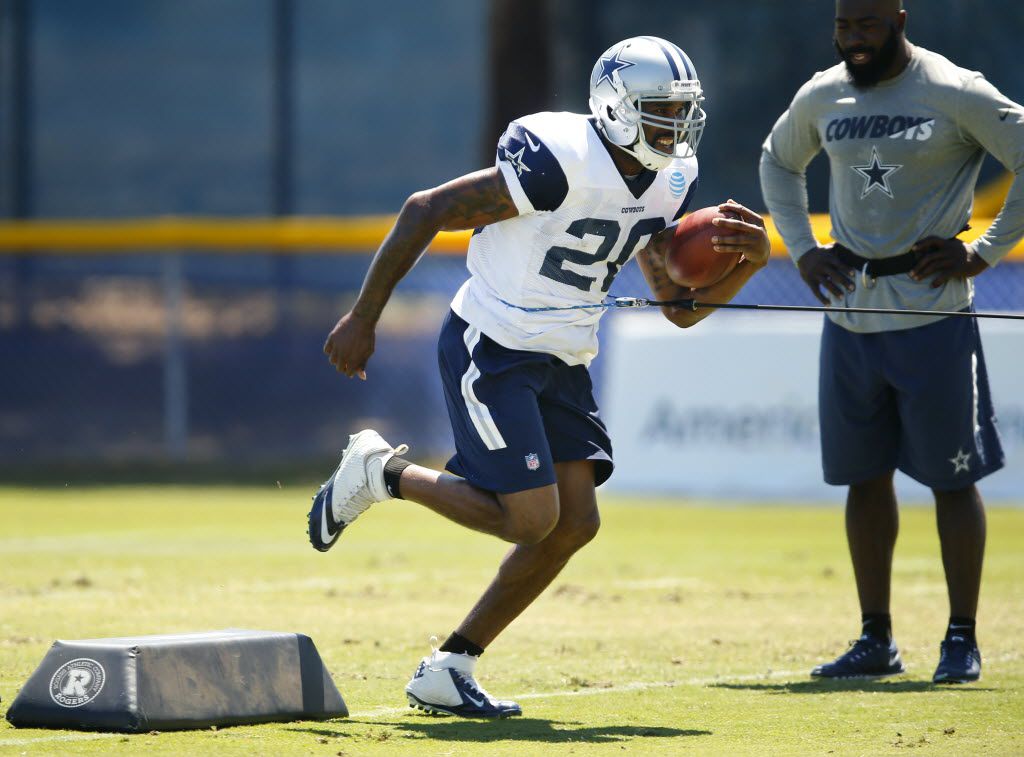 Cowboys pull Darren McFadden from RB bargain bin