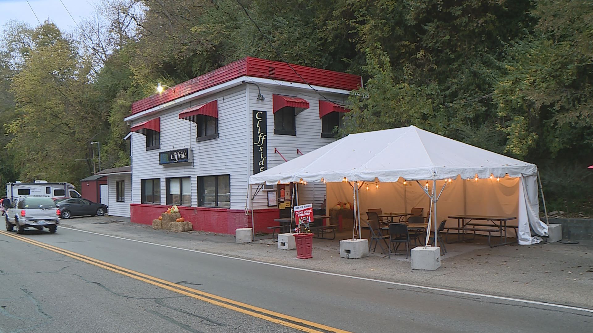 Frankfort diner works to figure out how to keep outside dining capacity  throughout winter months