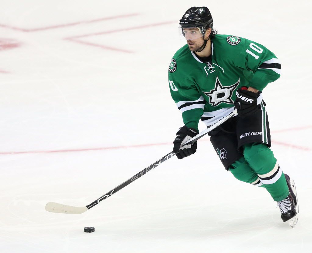 Dallas Stars F Patrick Sharp Sidelined With Possible Concussion