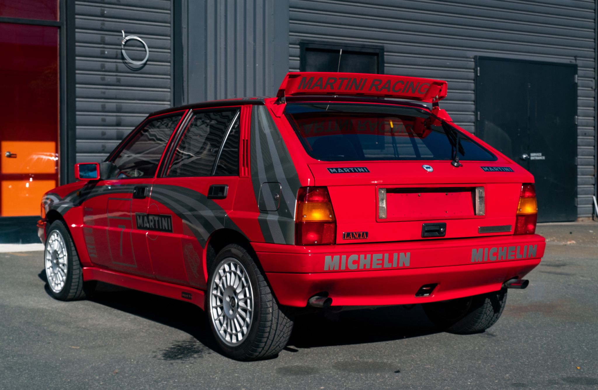 1989_lancia_delta_integrale_1556318861d208495dLancia-5.jpg