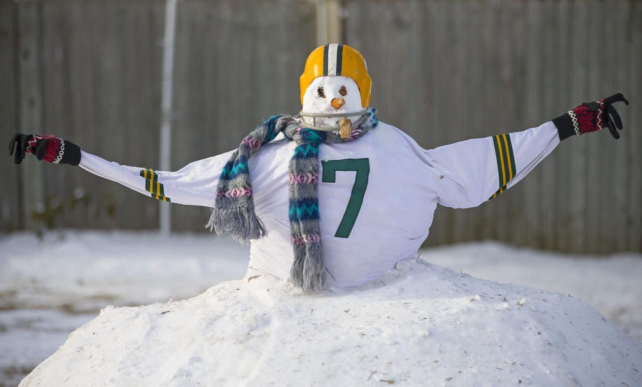 Packers NFL playoff weather at Lambeau could have snow, cold front