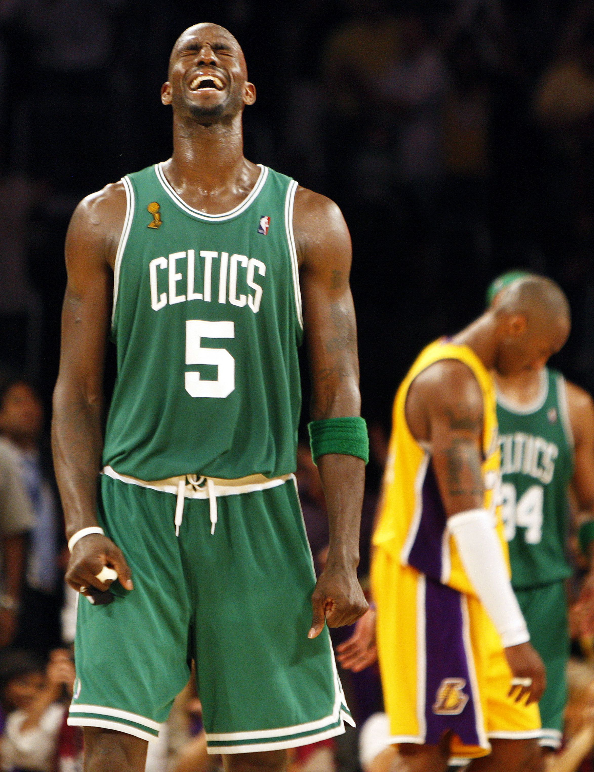 Boston Celtics to retire Kevin Garnett's jersey in 2020-21 season