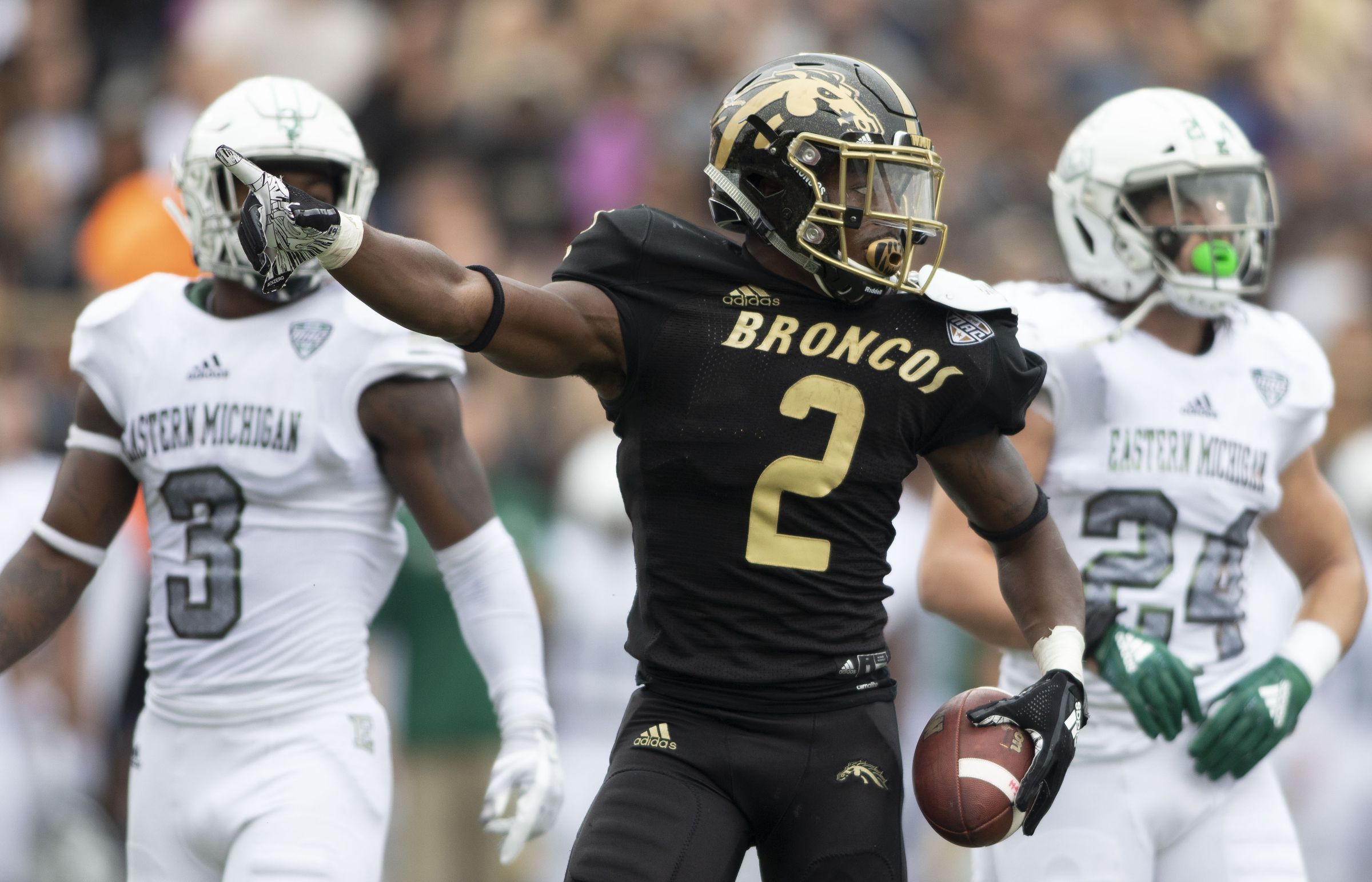 How WMU star RB LeVante Bellamy lost 35 pounds and gained it back in 3  months 