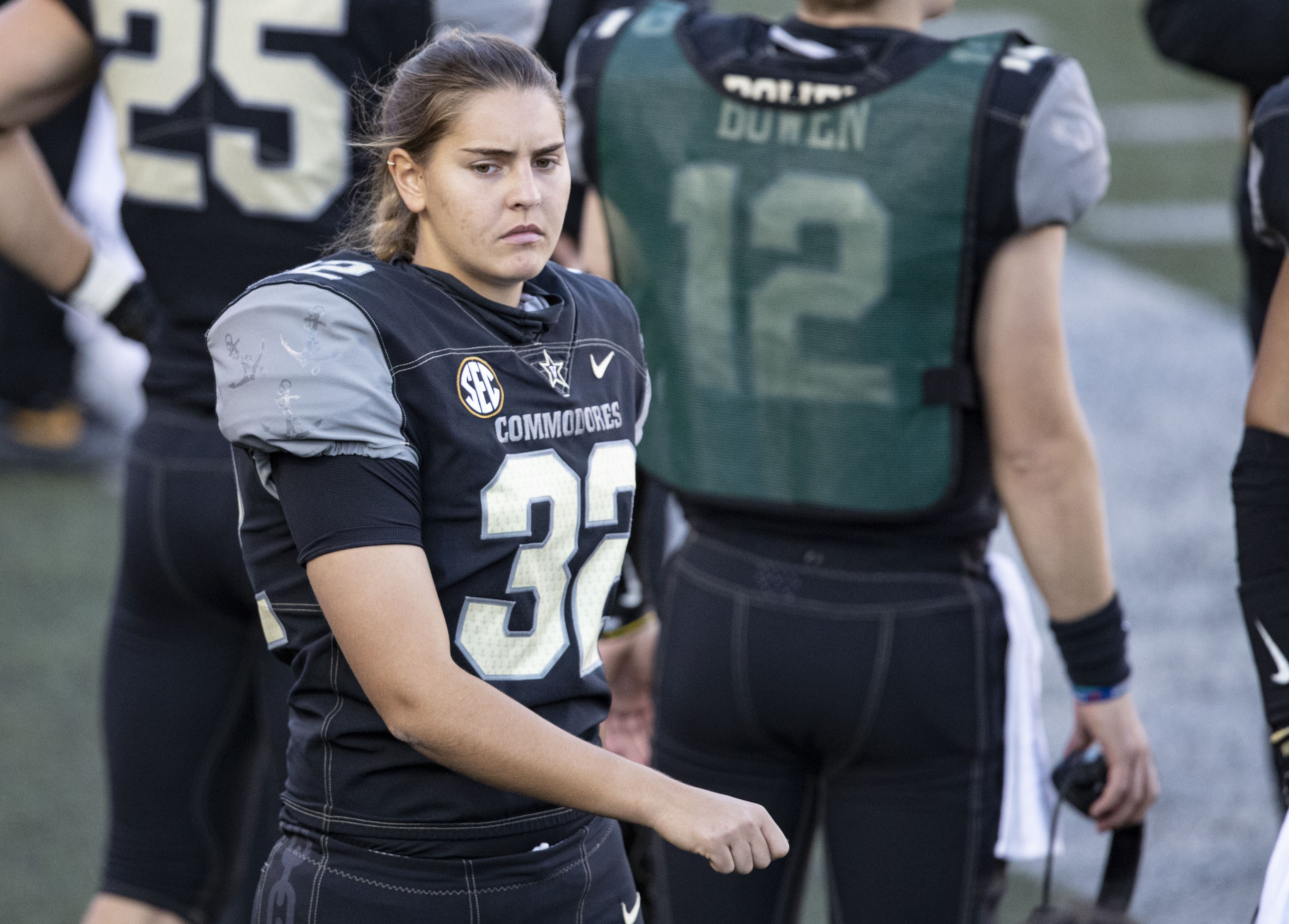 College Ladies Jerseys, College Football Uniforms