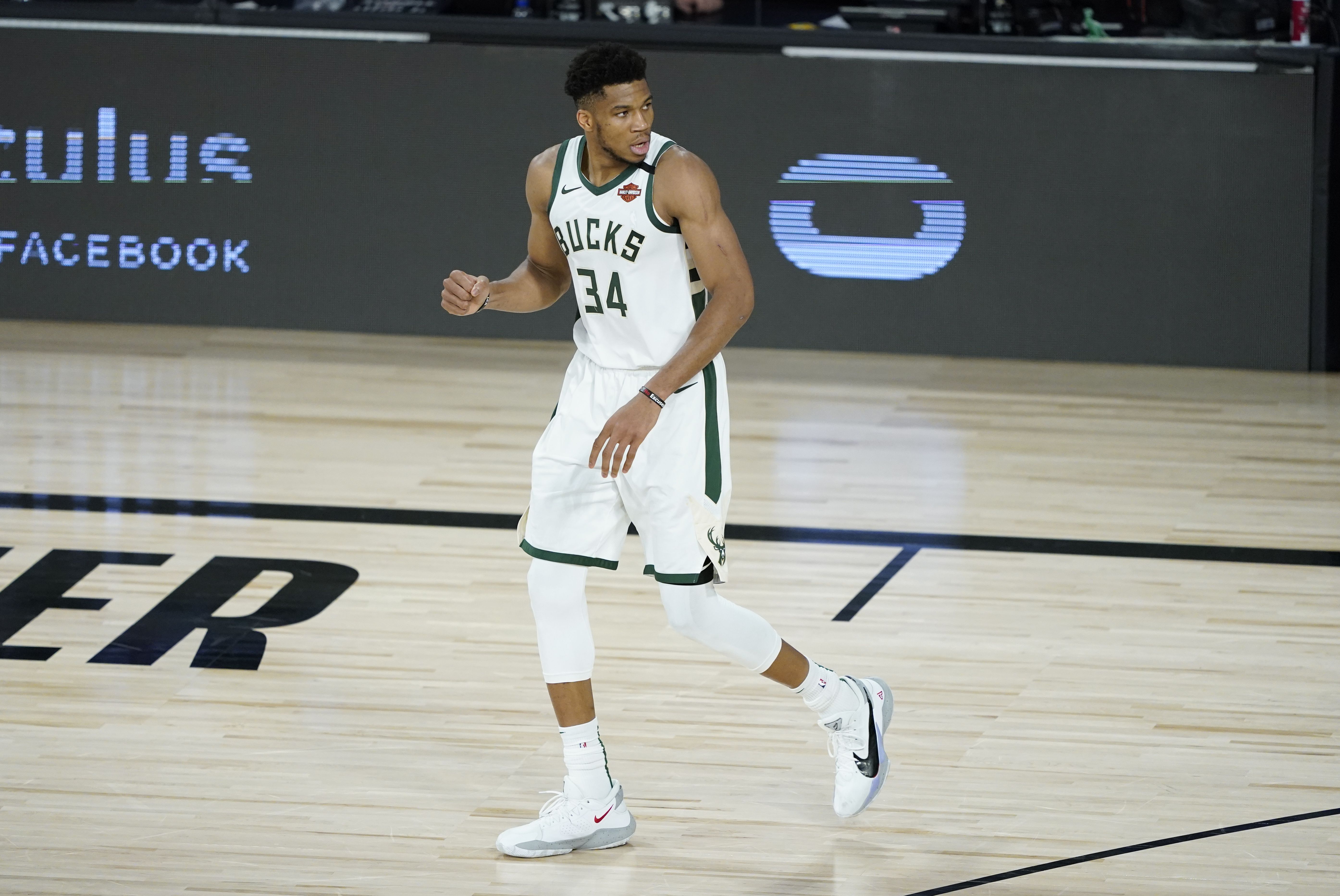 Giannis Antetokounmpo's Agent Confirms That Staying With the Bucks