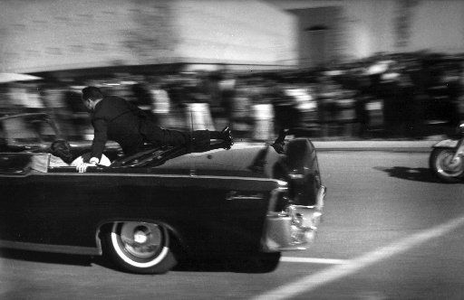 Kennedy and Jackie exit limousine at Basilica New 8x10 Photo President John F 