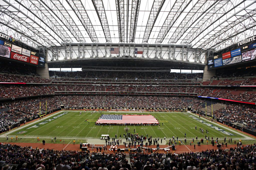 Houston Texans installing world's largest video screens at Reliant Stadium  - Footballscoop