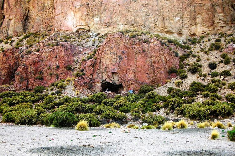 Cueva-del-Chileno750-1.jpg