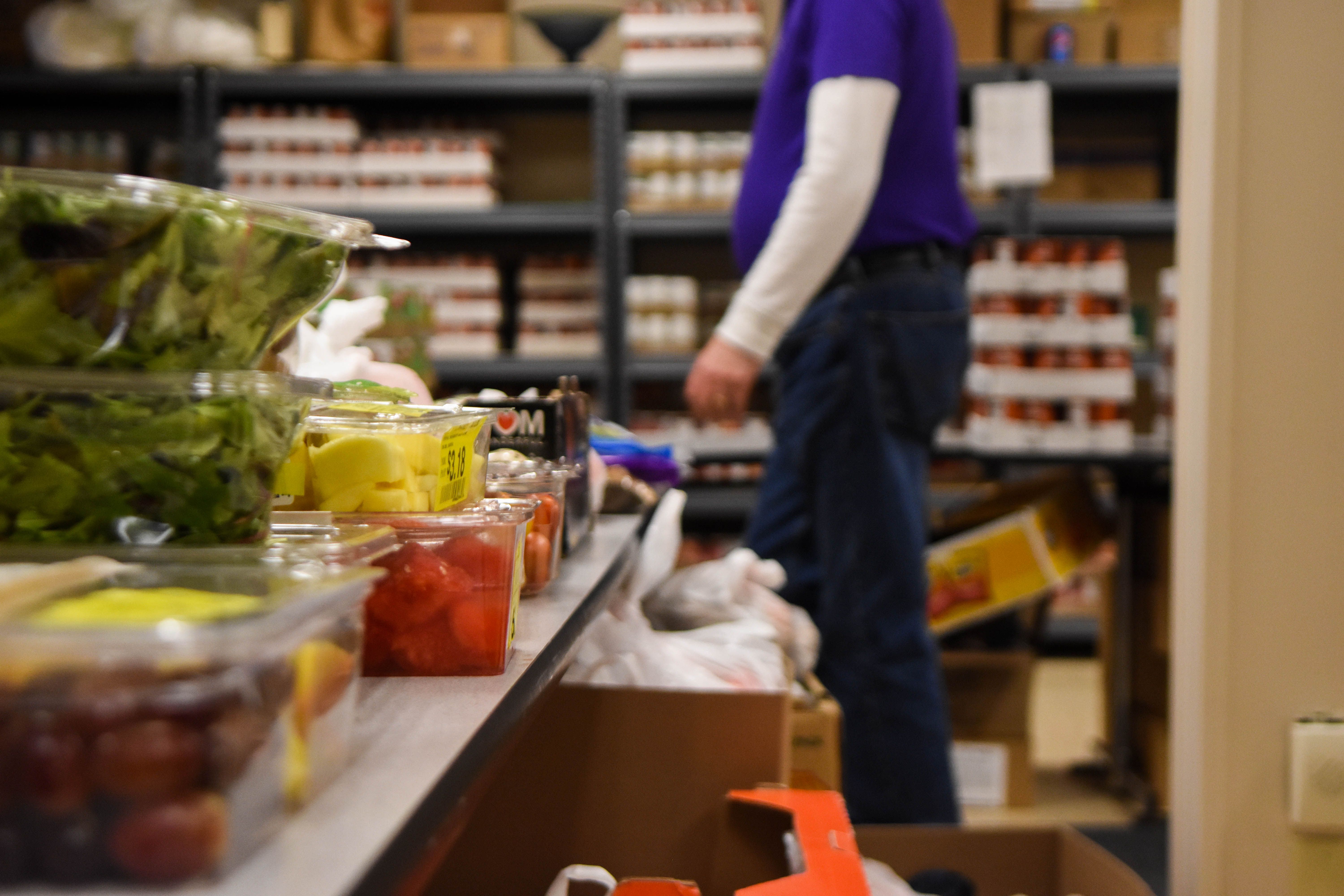 Jackson Community Food Pantry Reopens After 5 Month Hiatus Mlive Com