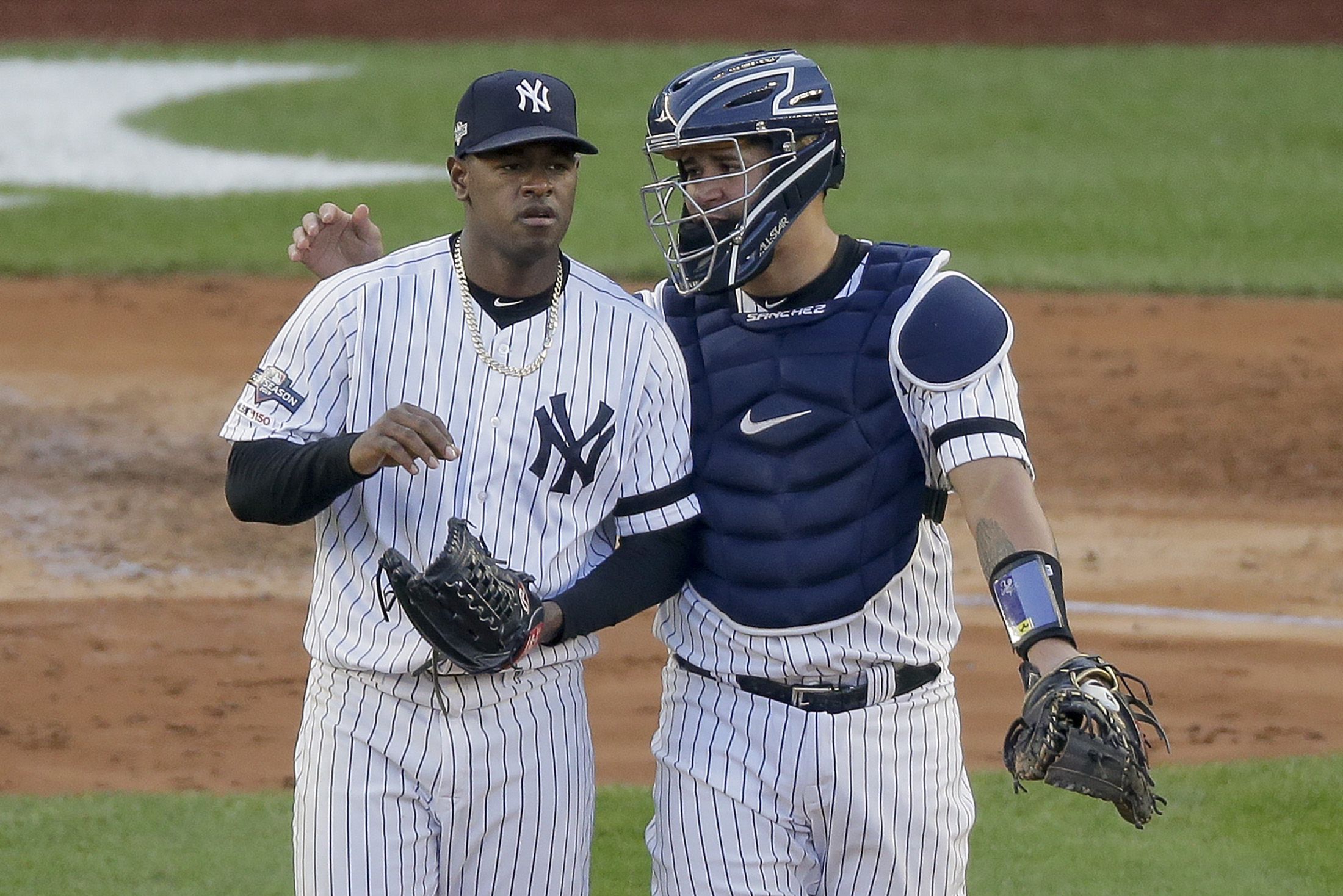 Mitch Garver Wasn't Catching Strikes. So He Changed His Catching Stance.