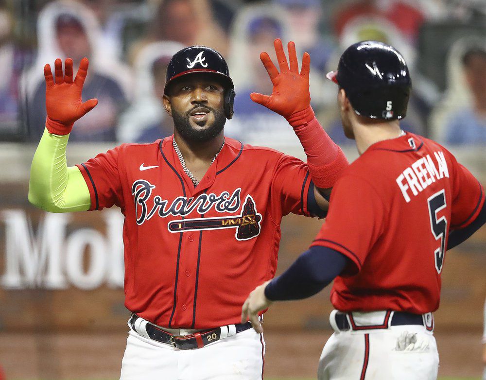 Braves bring back Ozuna on $65 million, 4-year deal