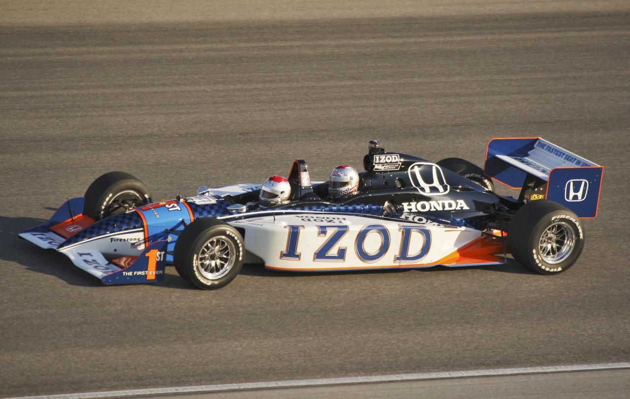 Indy Lights tops 200 mph, produces lots of action at Indy test