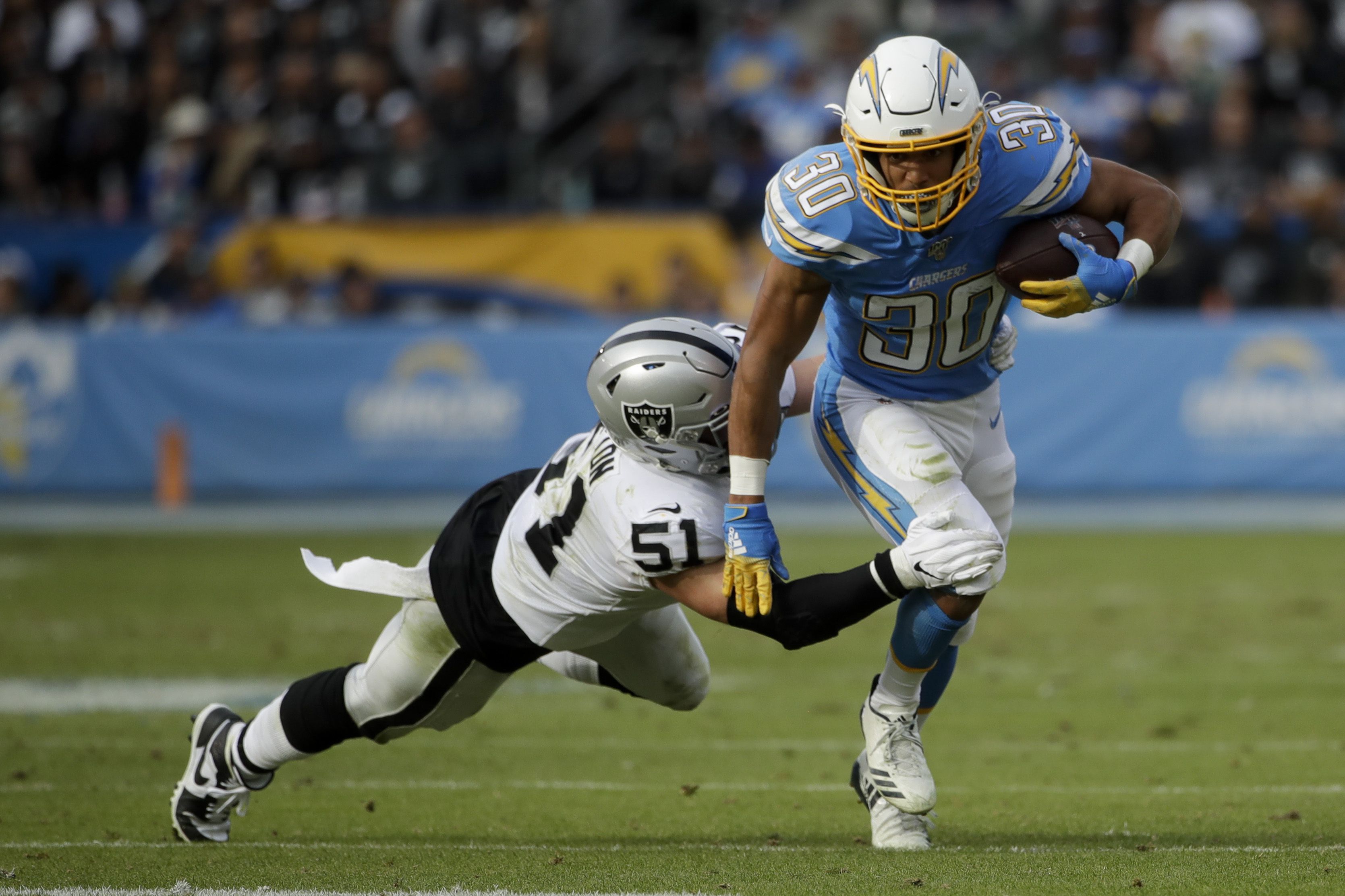 Chargers defeat Raiders 24-17