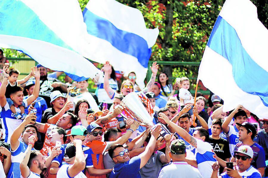 Hinchas-cruzados.jpg