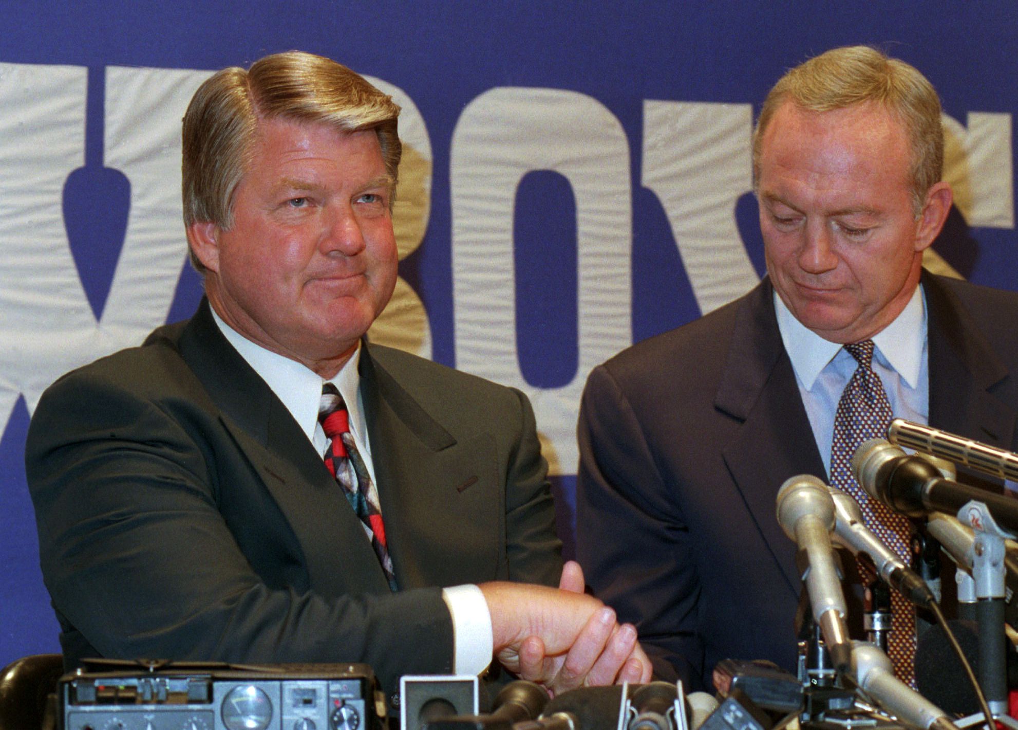 Cowboys' Jerry Jones announces Jimmy Johnson will be inducted into the Ring  of Honor in Dallas 