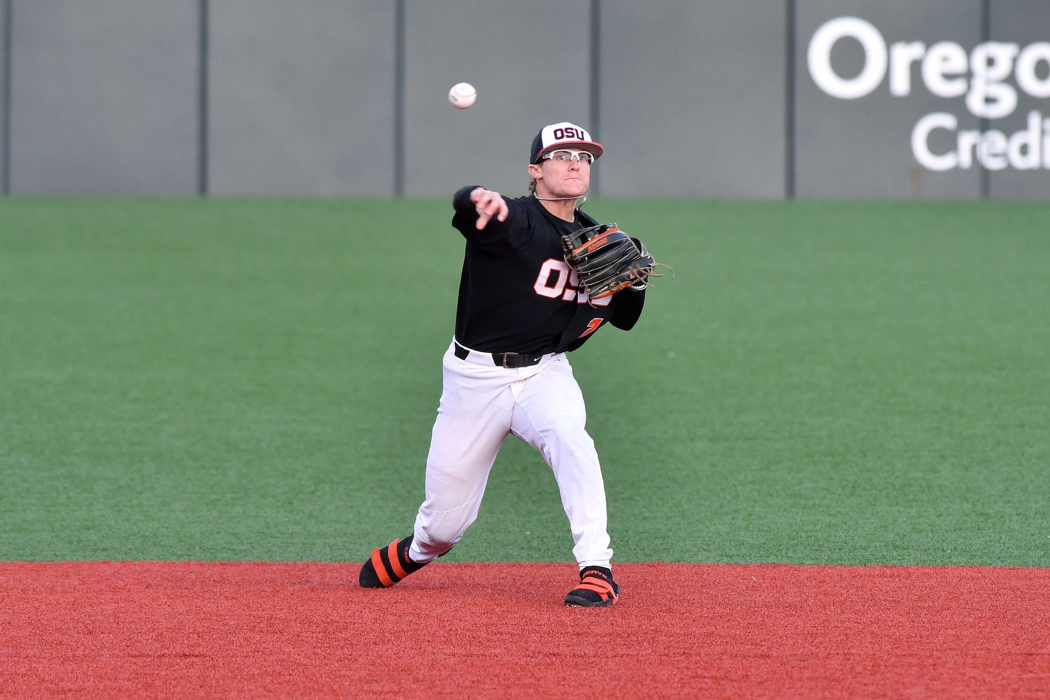 Oregon State catcher Adley Rutschman developing into two-way force 