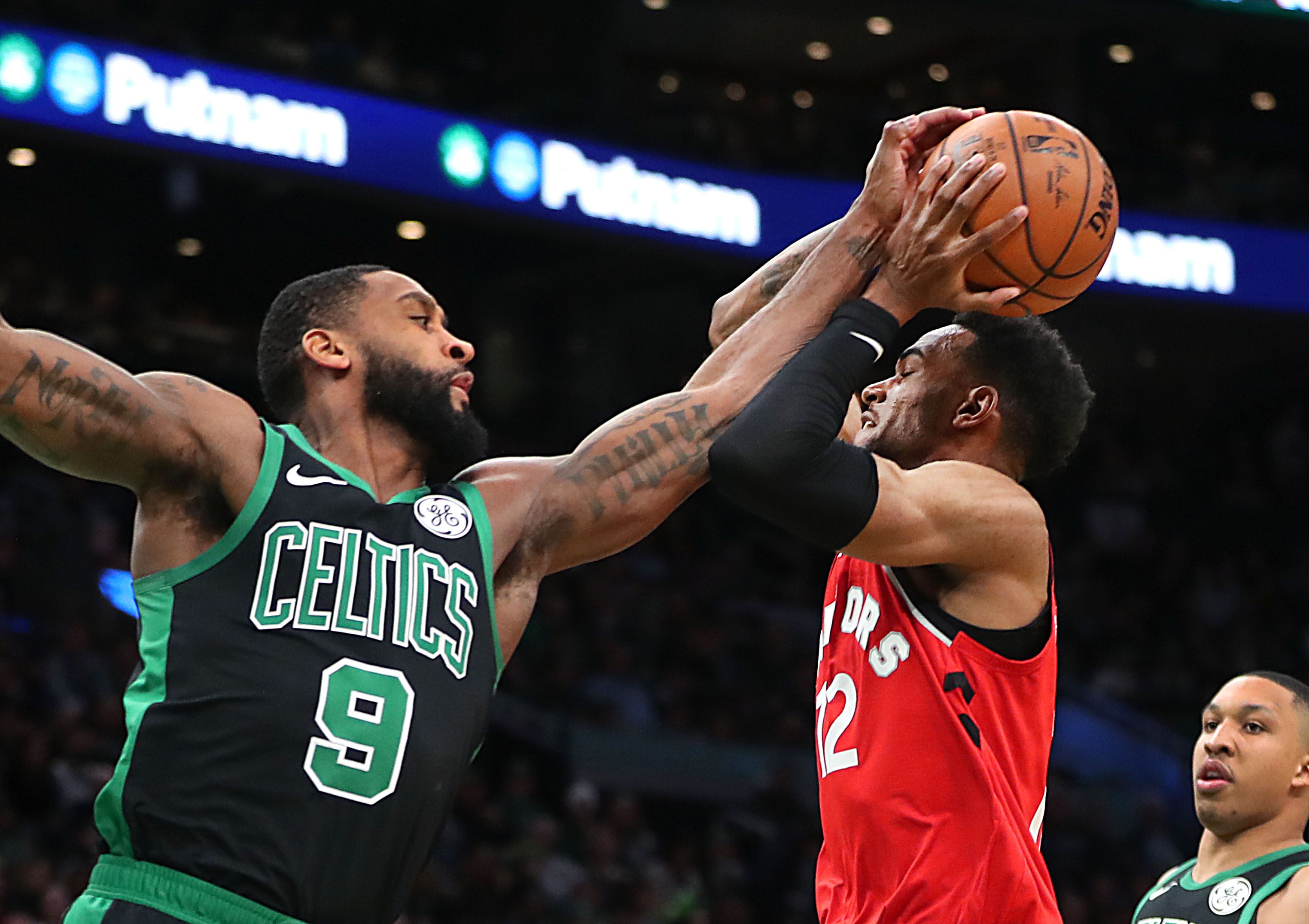 Brad Wanamaker And Enes Kanter Bring Size And Strength To Celtics Second Unit The Boston Globe