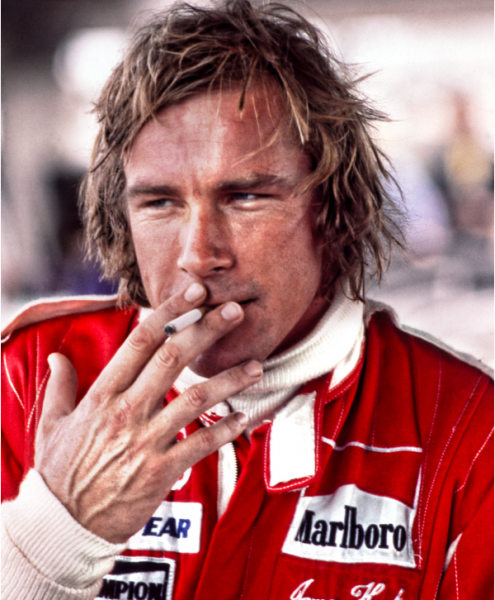 james-hunt-fumando1-495x600.png