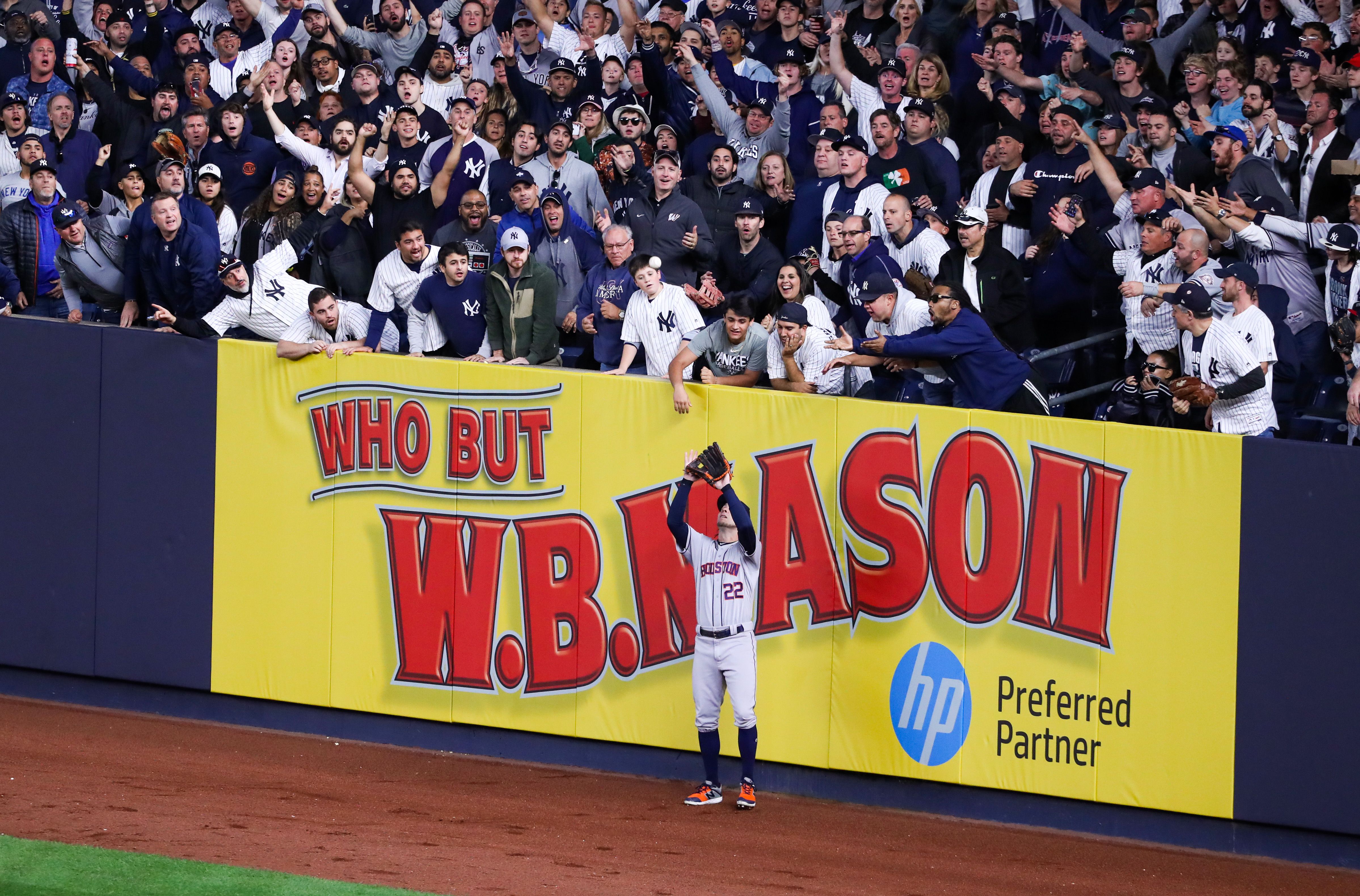 Yankee fans mercilessly jeer Astros in Bronx; 'Trashtros