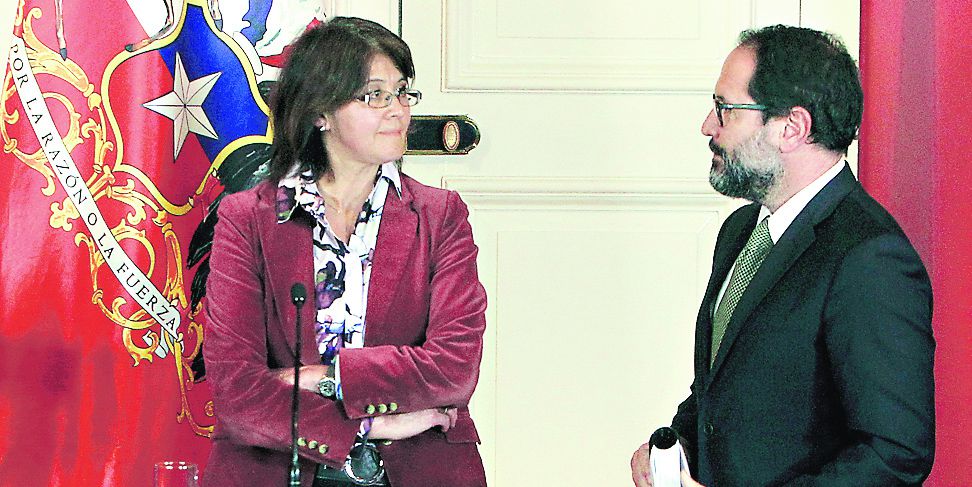 Michelle Bachelet realiza conferencia de prensa luego de abordar las gestiones ante la Corte Internacional de la Haya