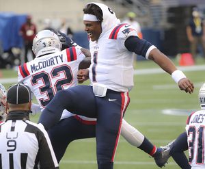 Cam Newton, Patriots fall short in wild duel with Russell Wilson, Seahawks  - The Boston Globe