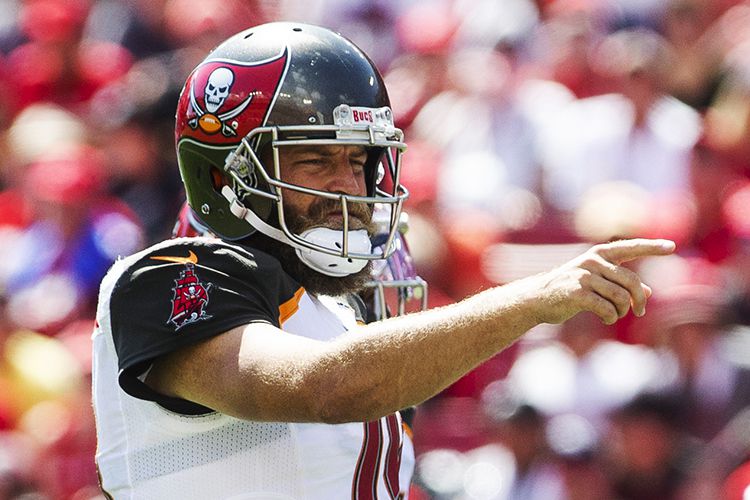 Ryan Fitzpatrick signs with the Bucs, the 7th team of his 13-year NFL  career 