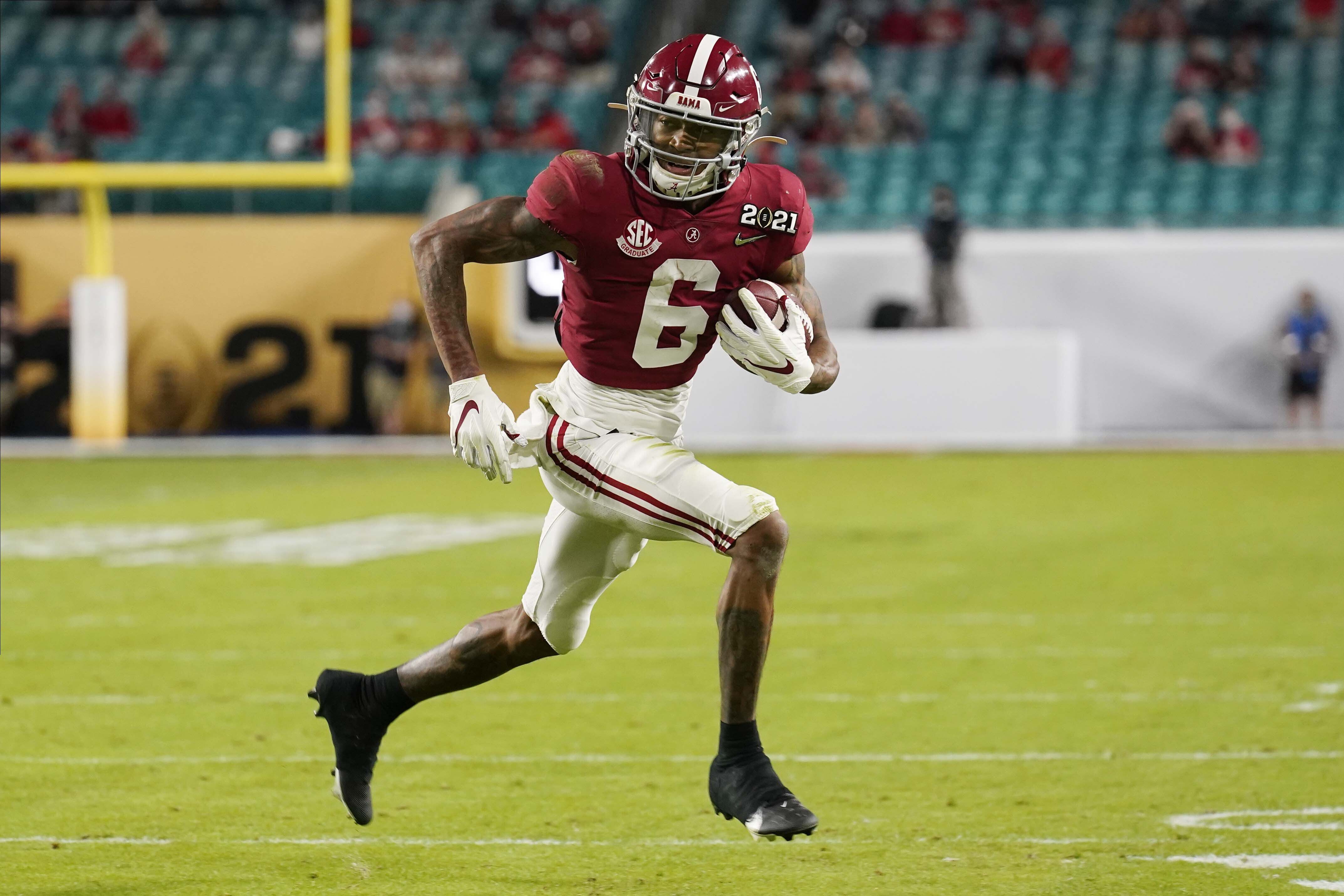 Dolphins' beat reporter is claiming DeVonta Smith for the team at Senior  Bowl