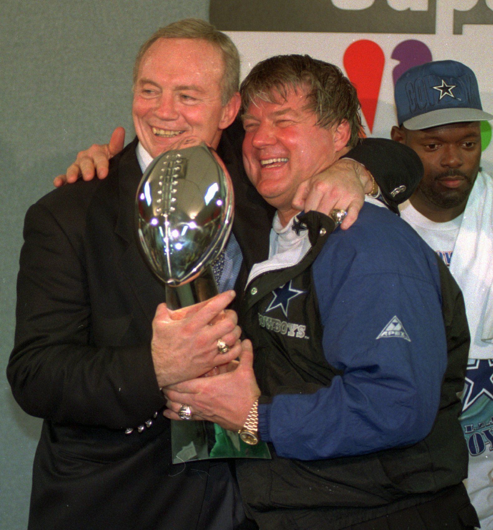 Jimmy Johnson Unveils Super Bowl 57 Lombardi Trophy At Hall