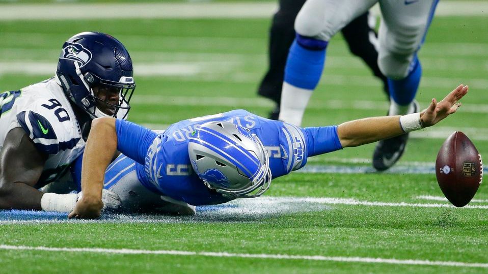 Lions stumble into Thanksgiving game after abysmal defeat – The Oakland  Press