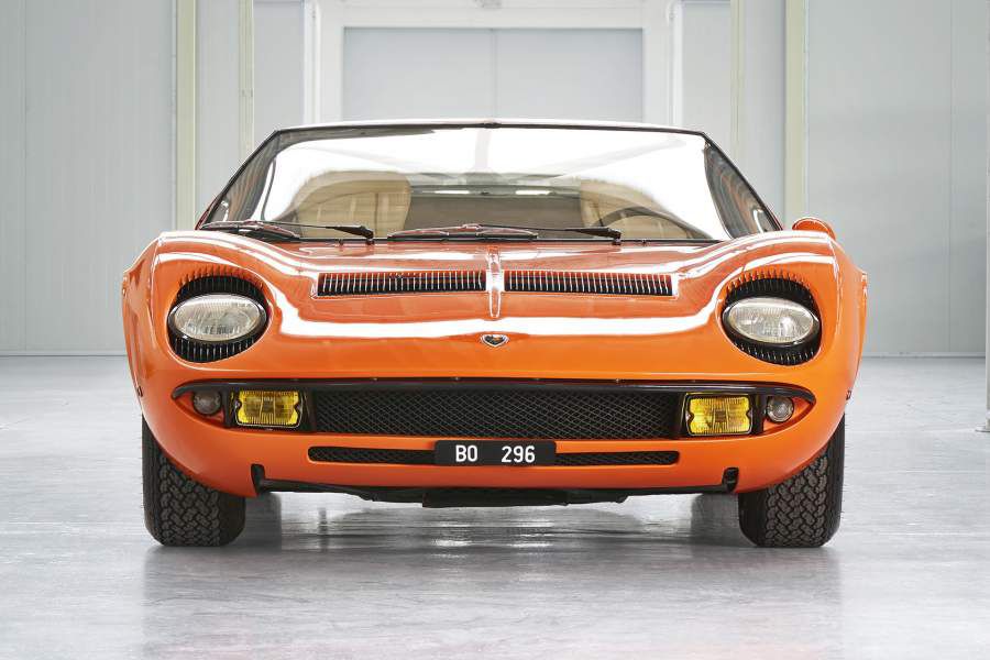 lamborghini-miura-chassis-number-3586-used-during-filming-of-the-italian-job_100700469_h-900x600.jpg