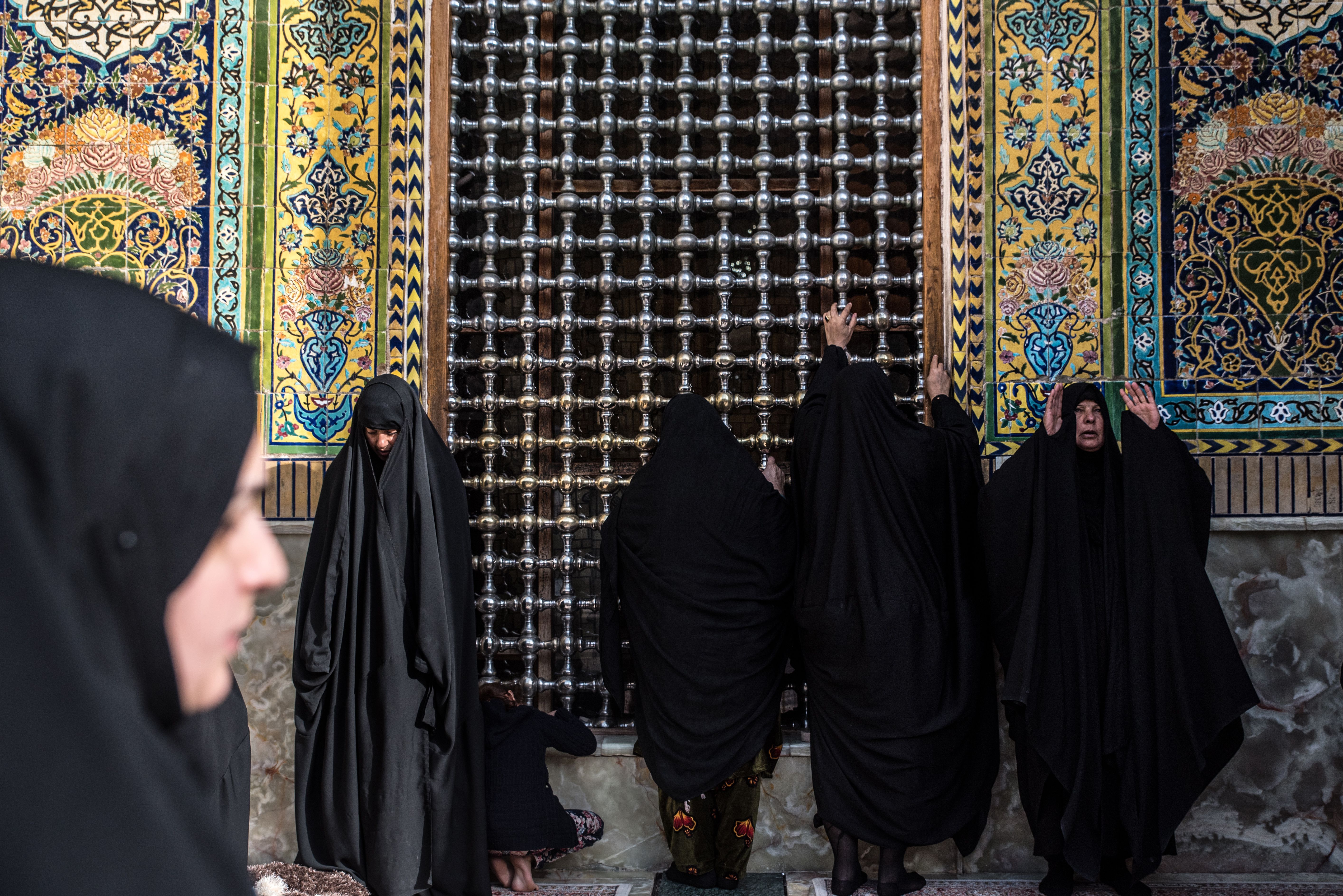 Types of Islamic Veils - Barrington Stage Company