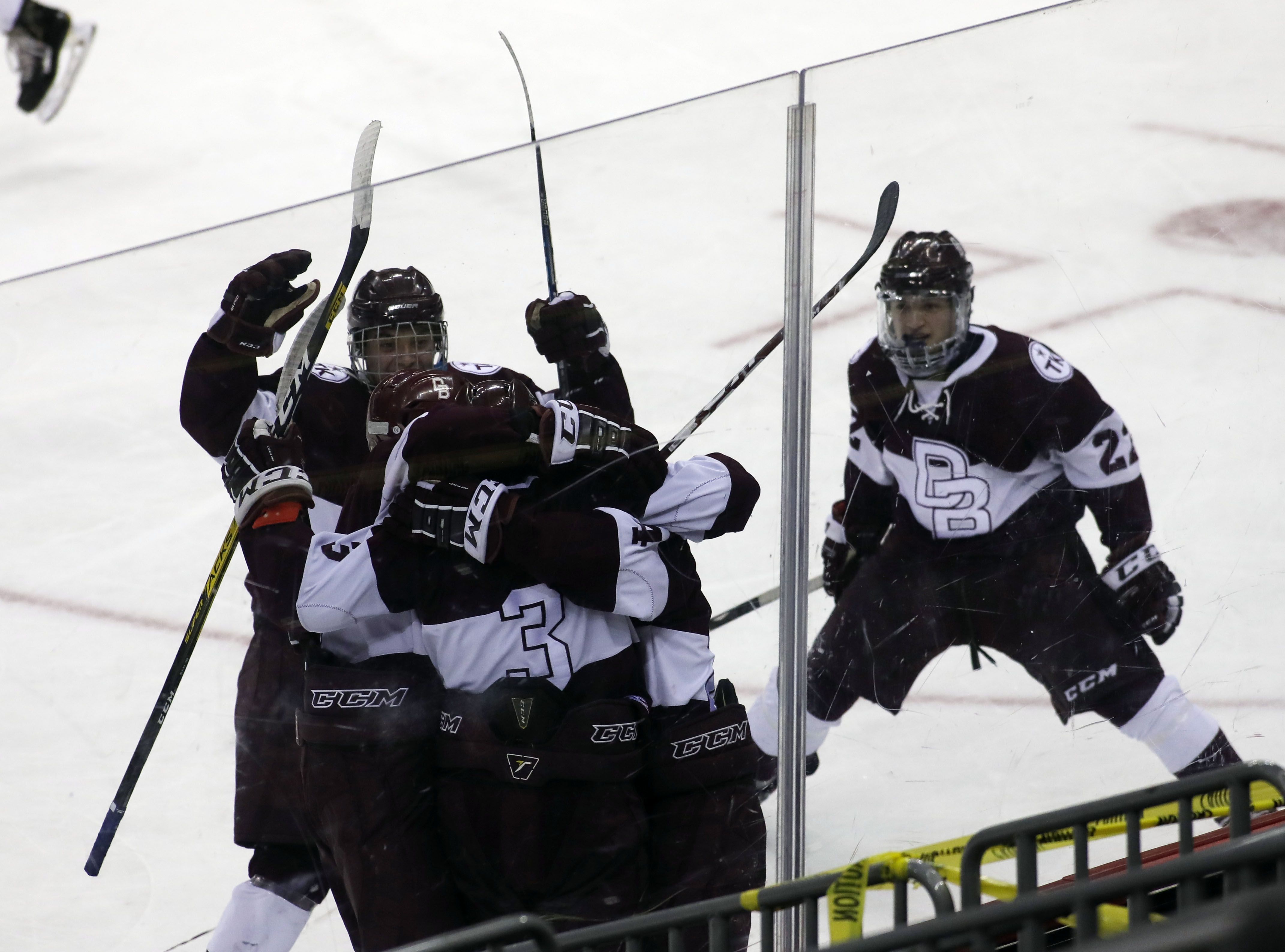 Robbinsville Ravens Ice Hockey Defeats Paul VI High School 4-3