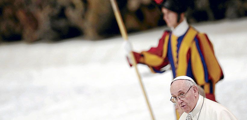 pope-francis-speaks-during-an-audience-with-38926199