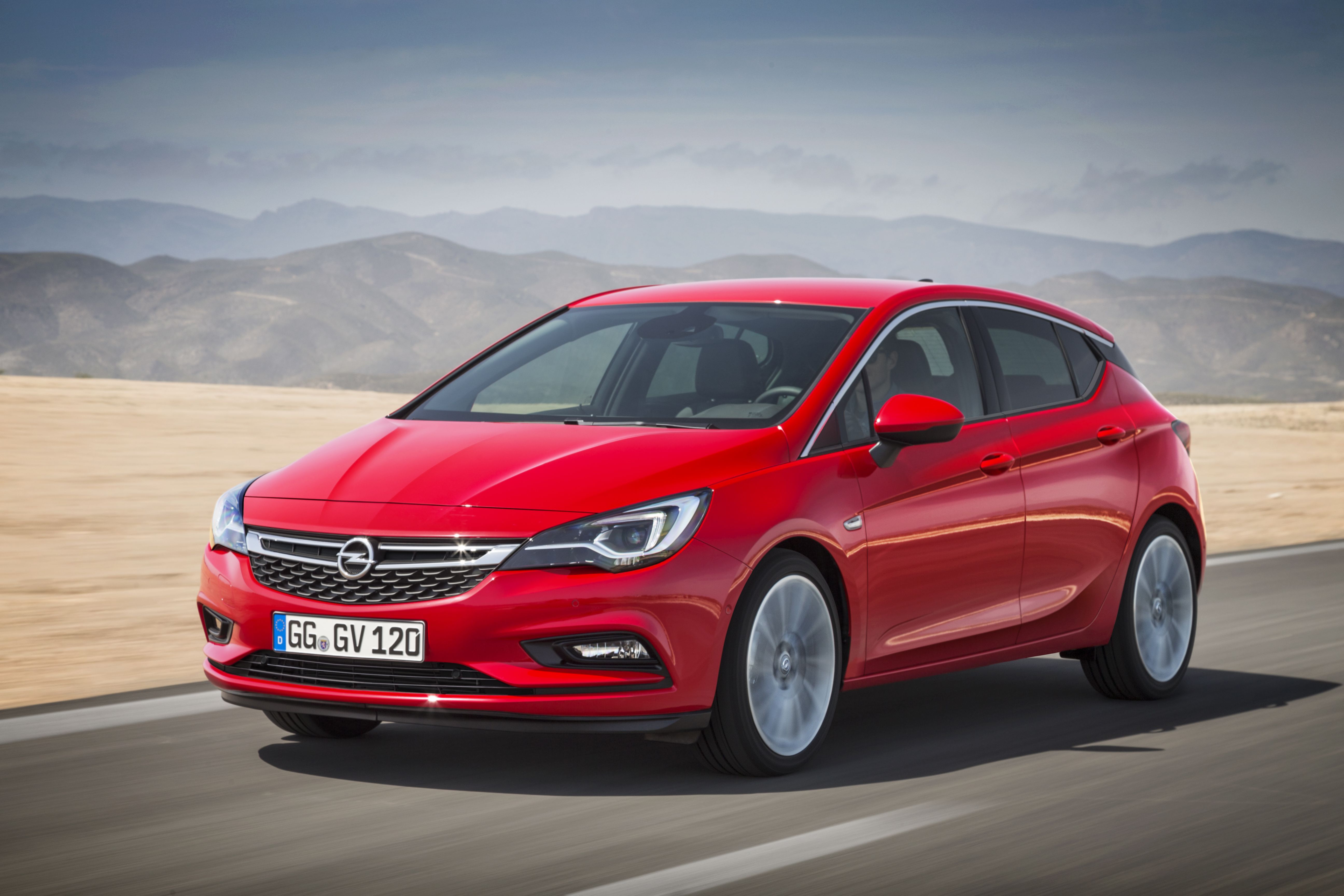 Opel-Astra-296223.jpg