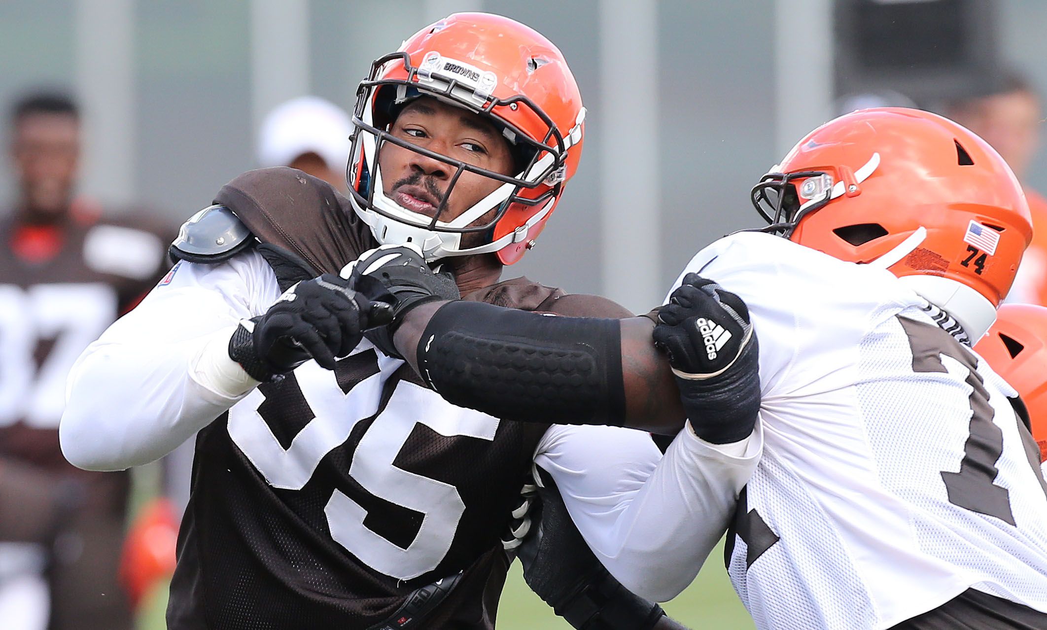 Myles Garrett Shows Off His Physique in Shirtless Training Video