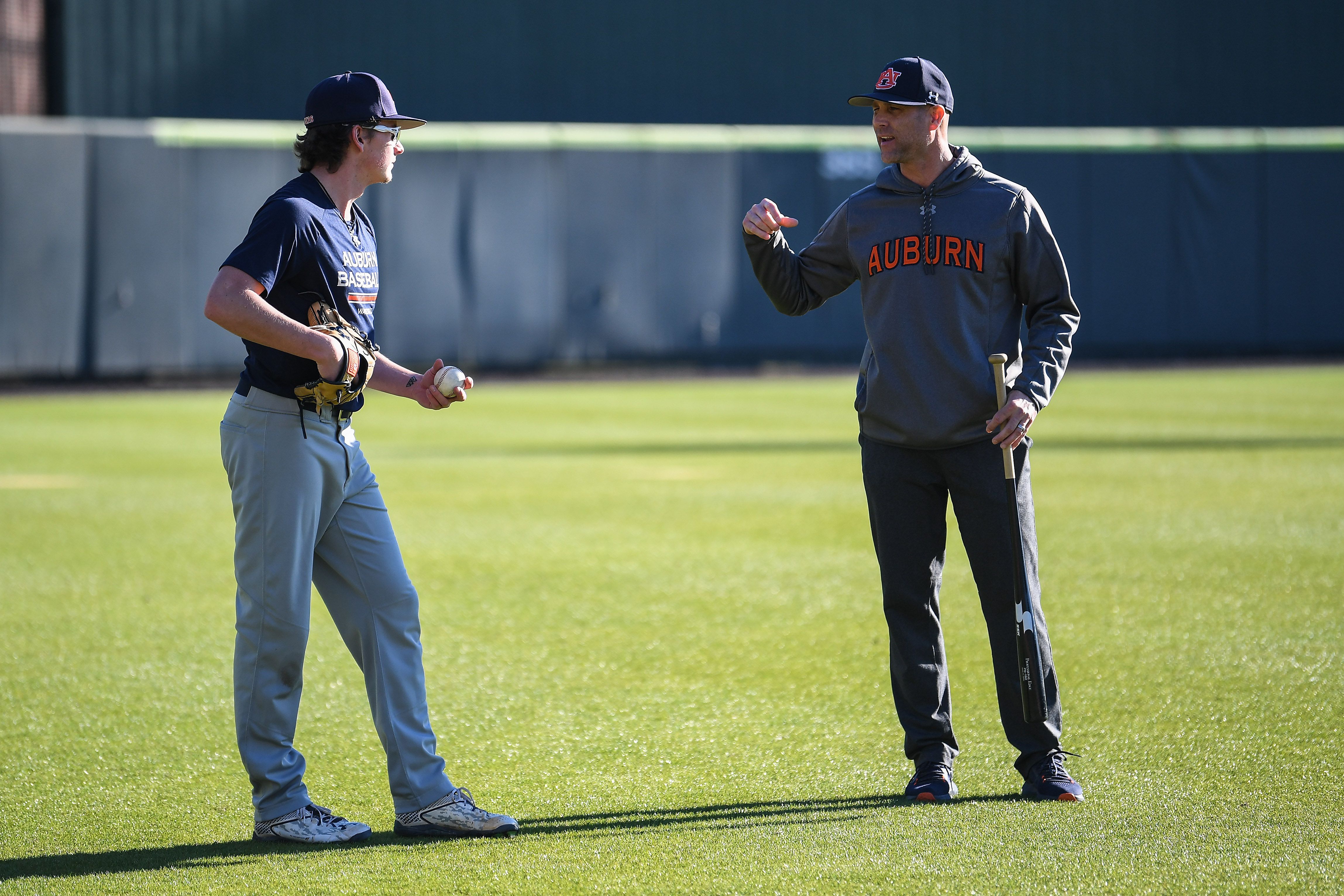 Tim Hudson leaves Auburn baseball to become head coach at local high school