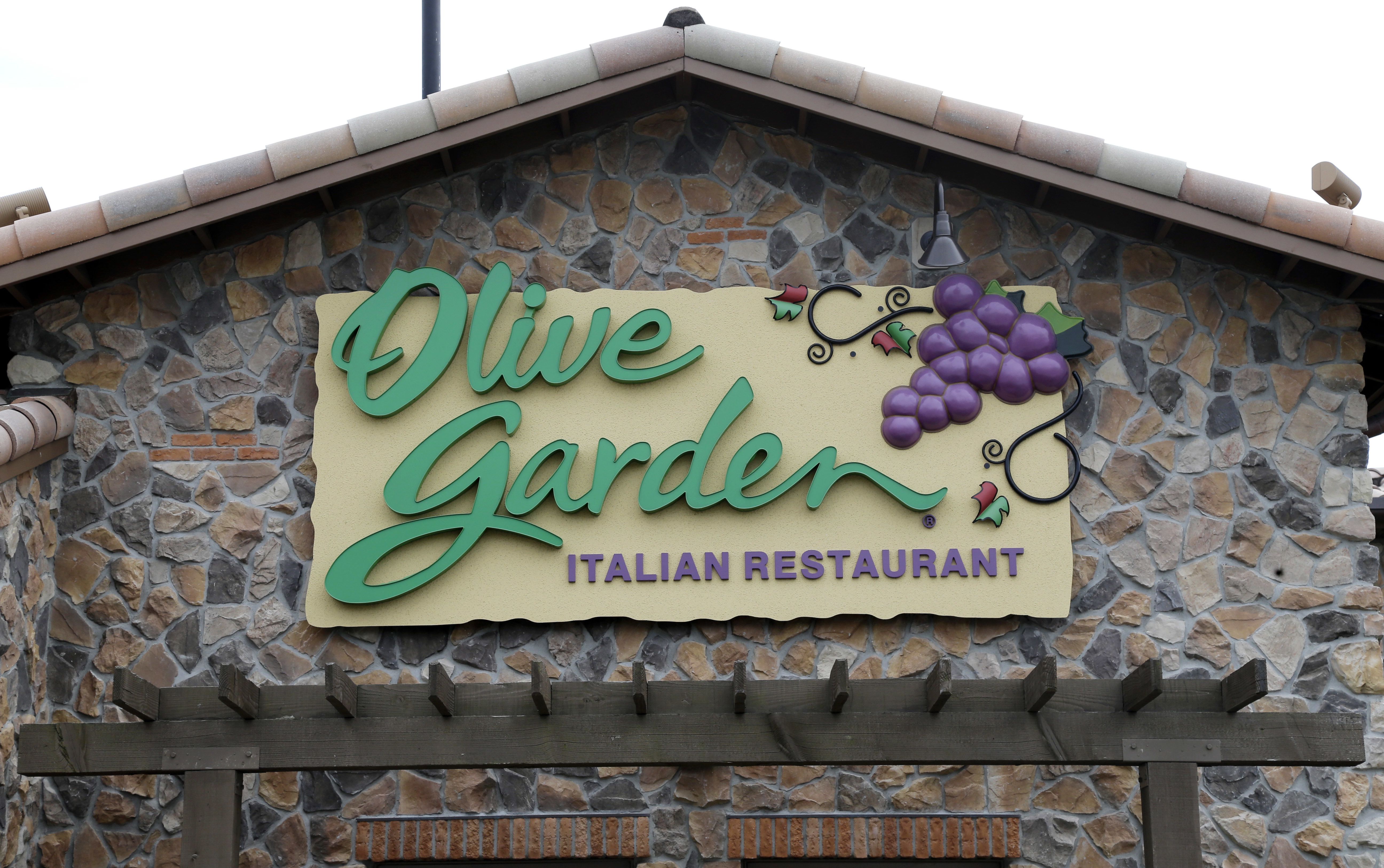 Olive Garden Selling Unlimited Pasta Breadsticks For Life How
