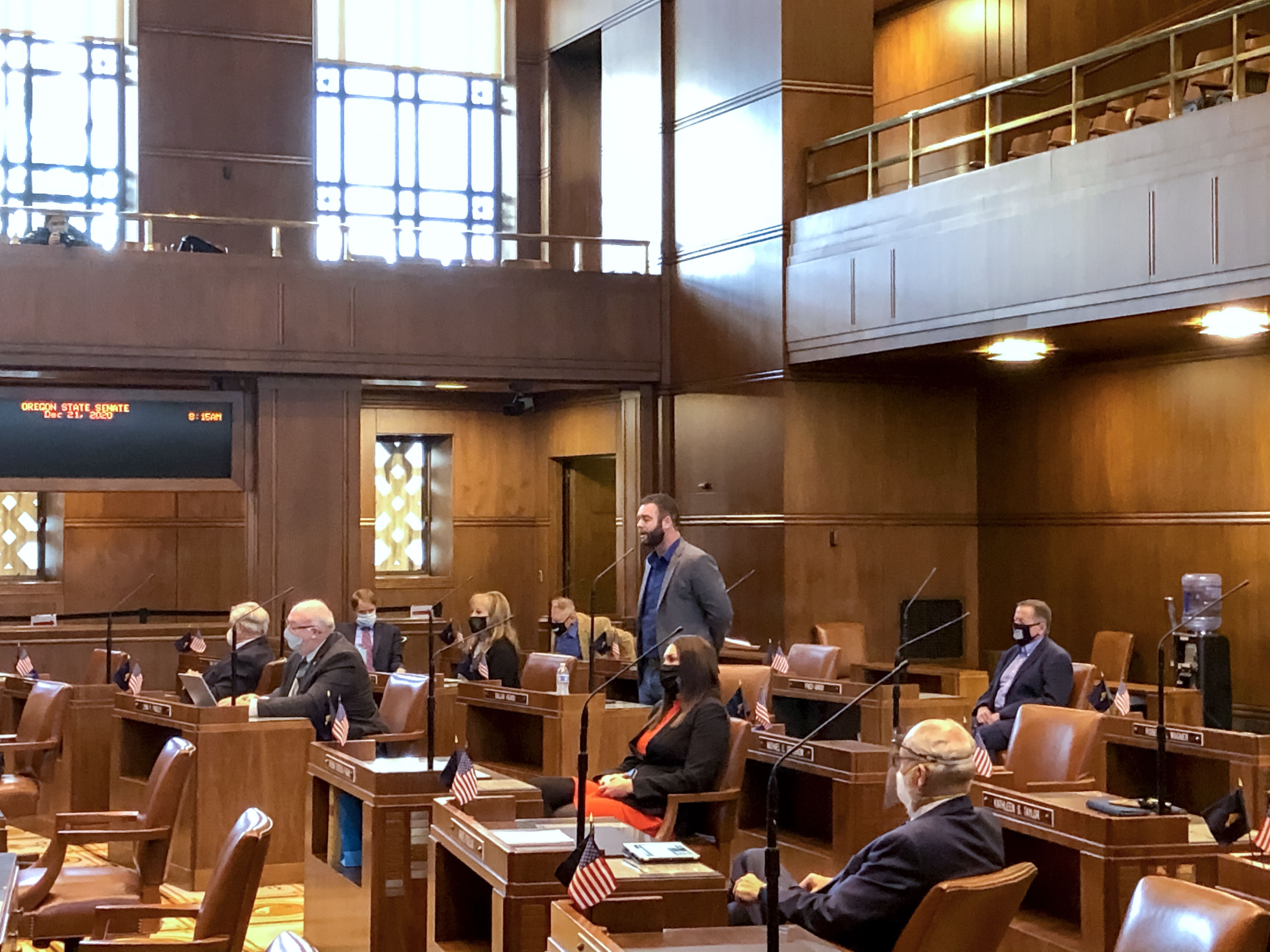 Far right protesters disrupt Oregon Legislature special session OPB